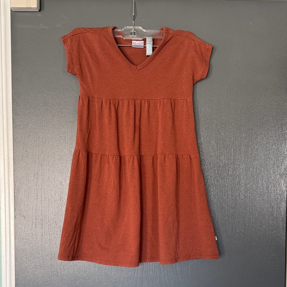 Girls' Tiered V-Neck Casual Dress in Rust